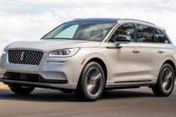 2022 Lincoln Corsai Profile in Pearl White